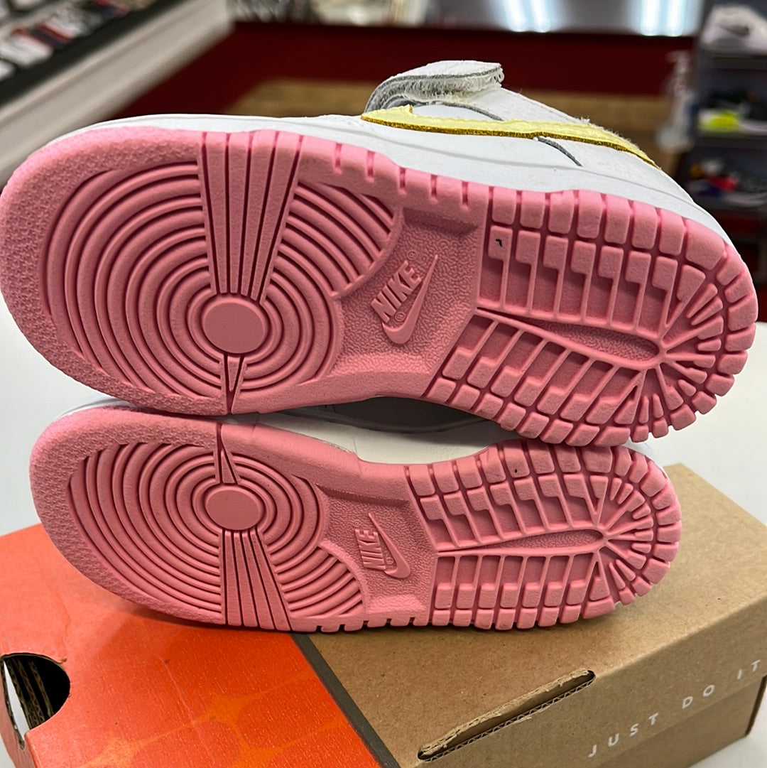 SZ 7C. 2005 Baby Nike Dunk Low.
