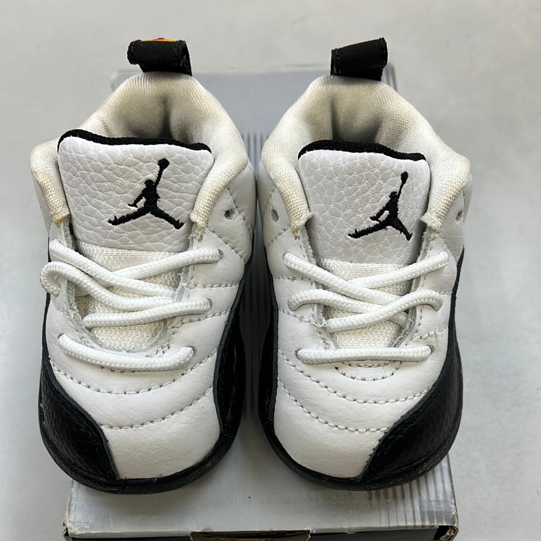 SZ 3C. 2004 Baby Jordan XII low.