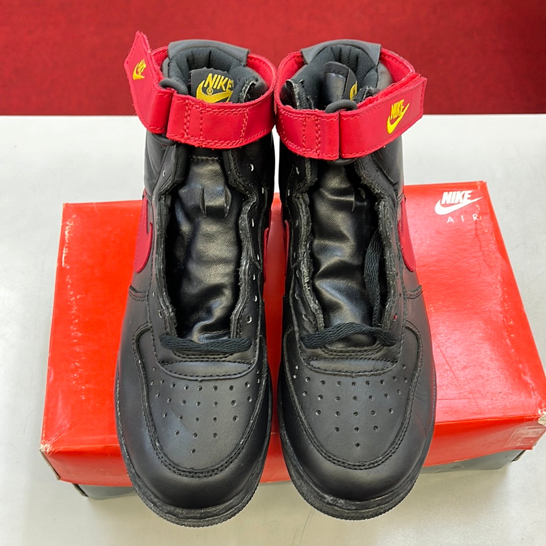 SZ 6Y. 1993 Nike Air Force 1 Hi SC