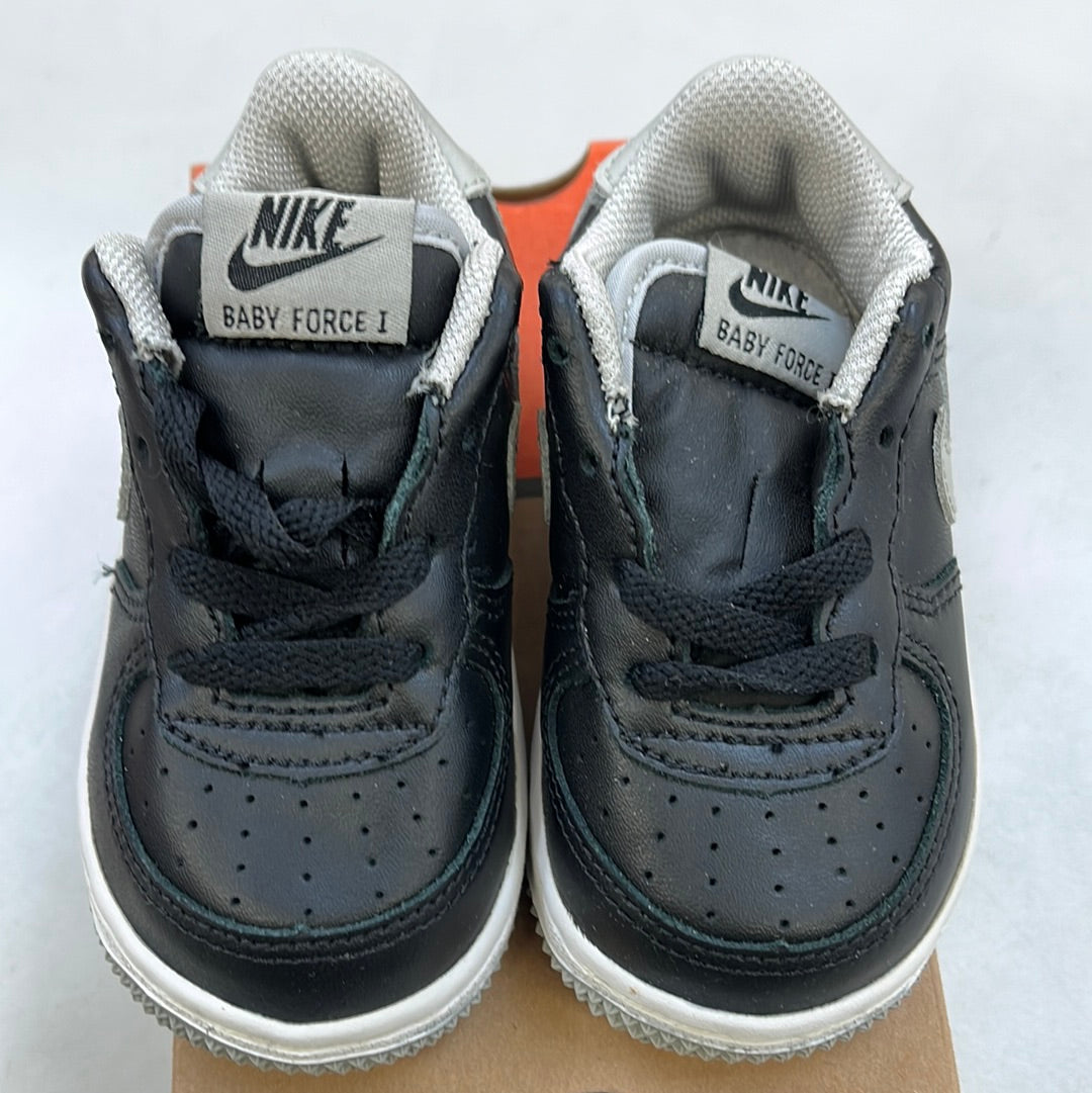 SZ: 8.5C. 2003 Baby Nike AF1 Low.