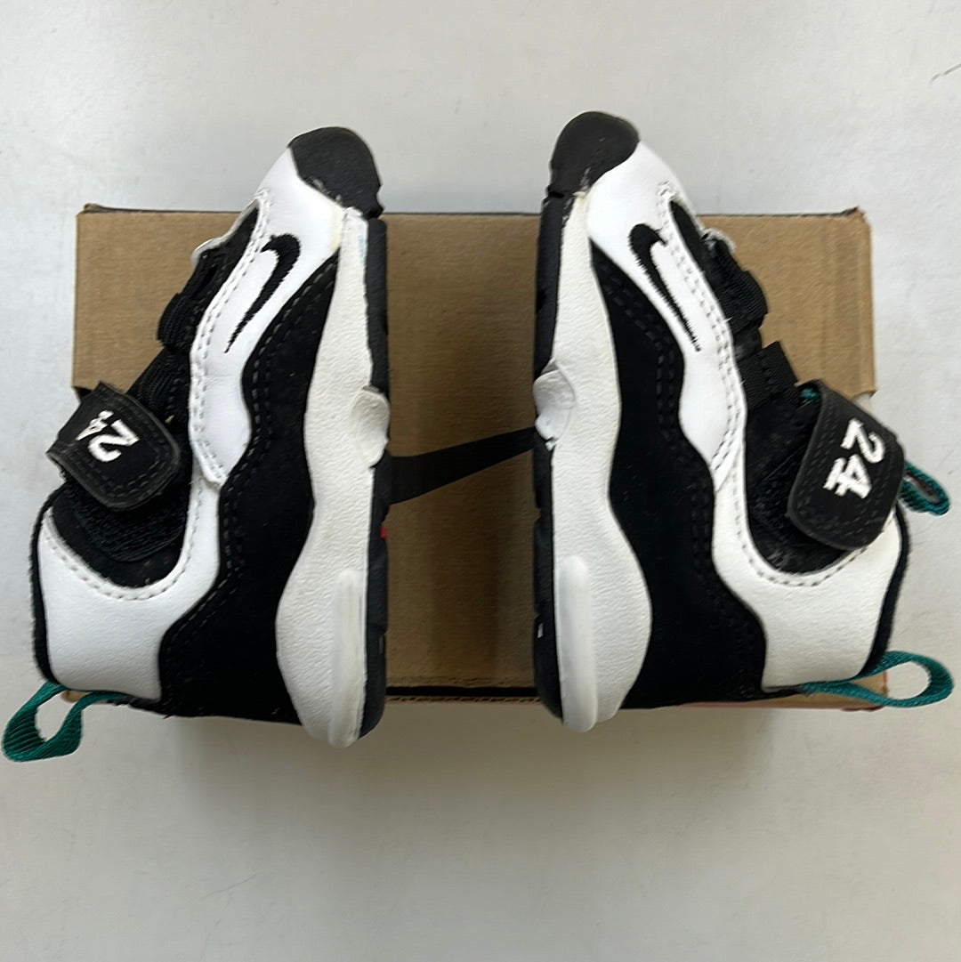 3C 1996 Baby Nike Griffey.