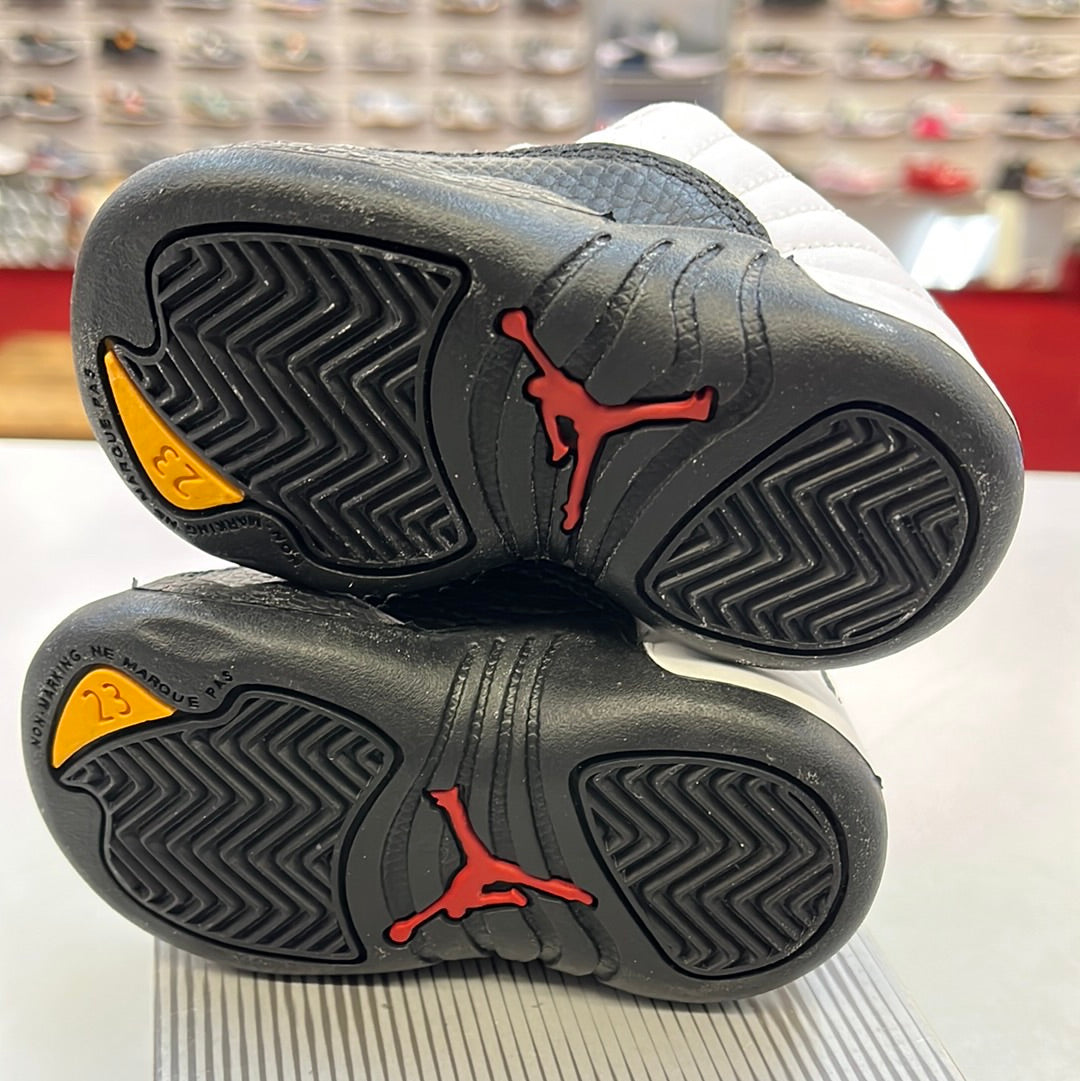 SZ 3C. 2004 Baby Jordan XII low.
