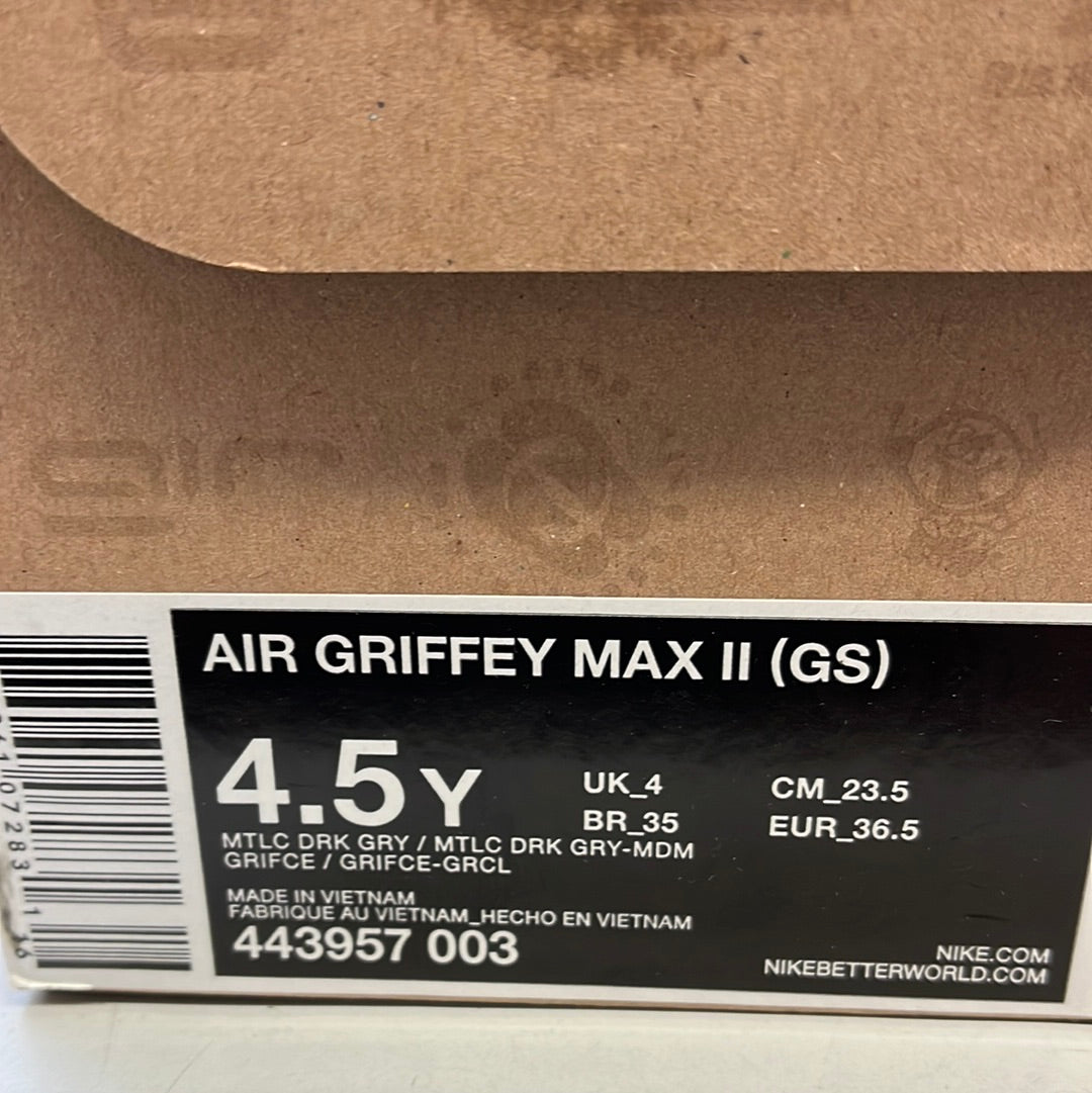 SZ 4.5Y. 2011 Nike Air Griffey II GS.