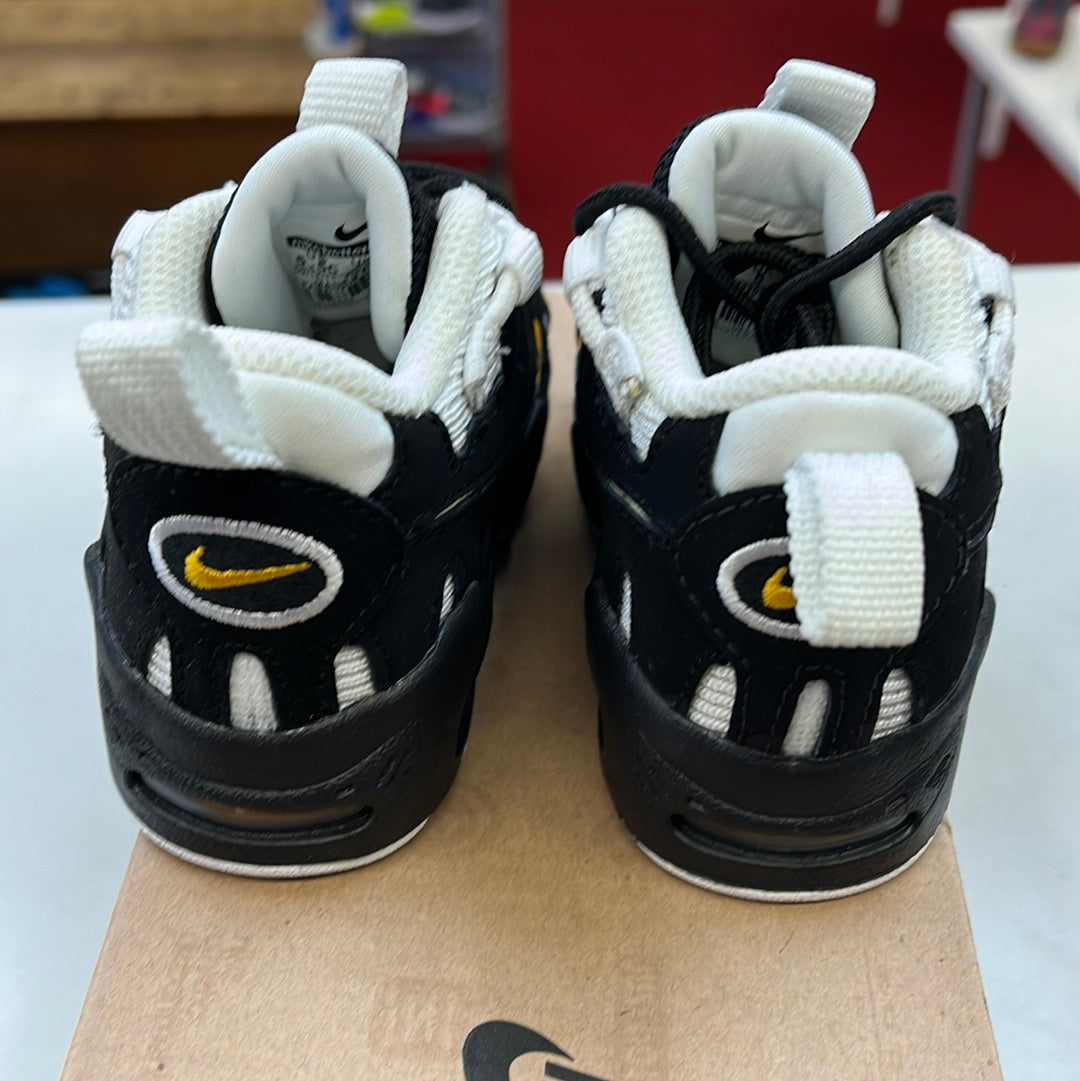 SZ 5.5C. 2011 Baby Nike Air Max Nomo.