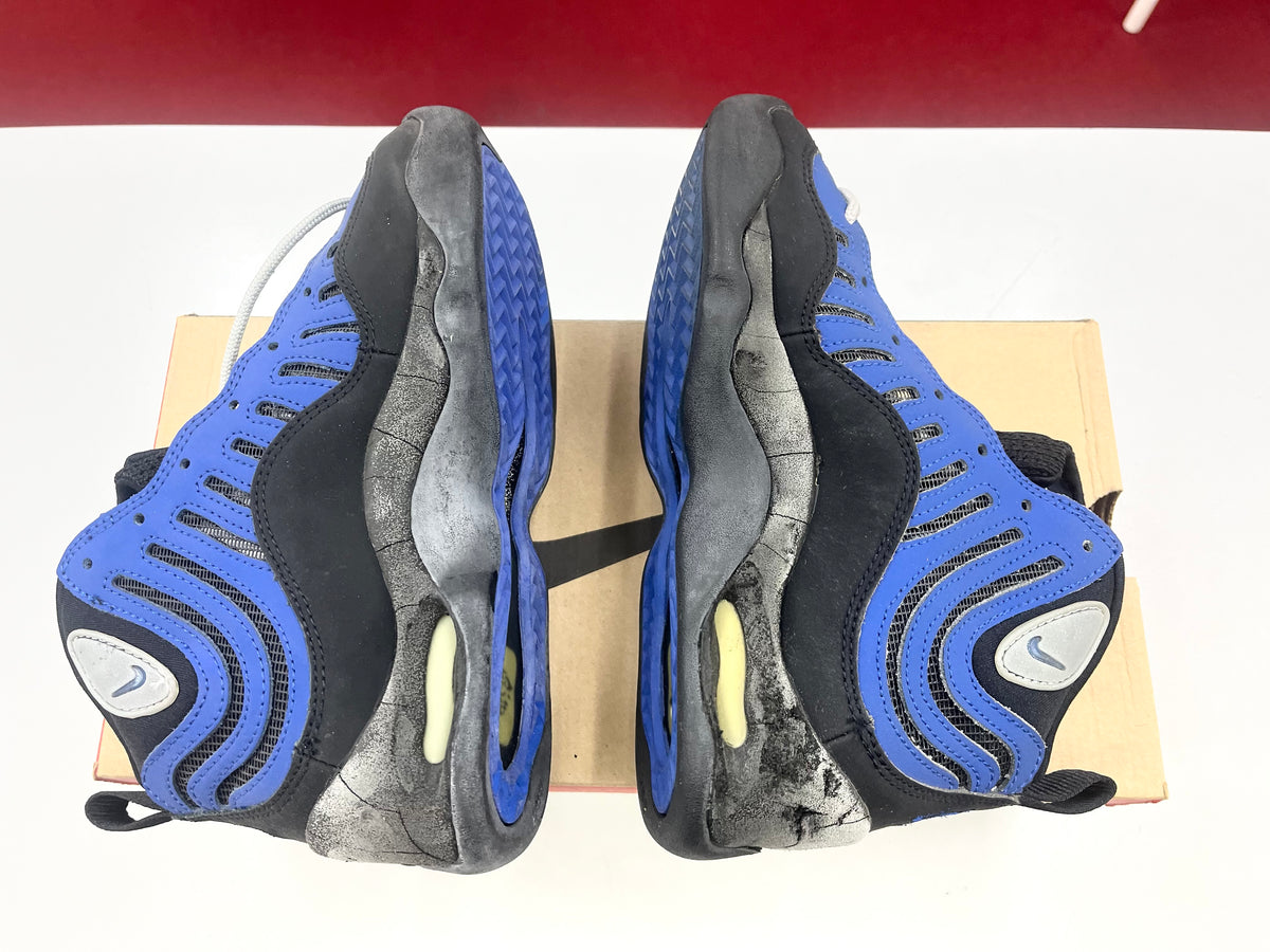 SZ 4Y.   1997 Kids Nike Air Bakin Royal.
