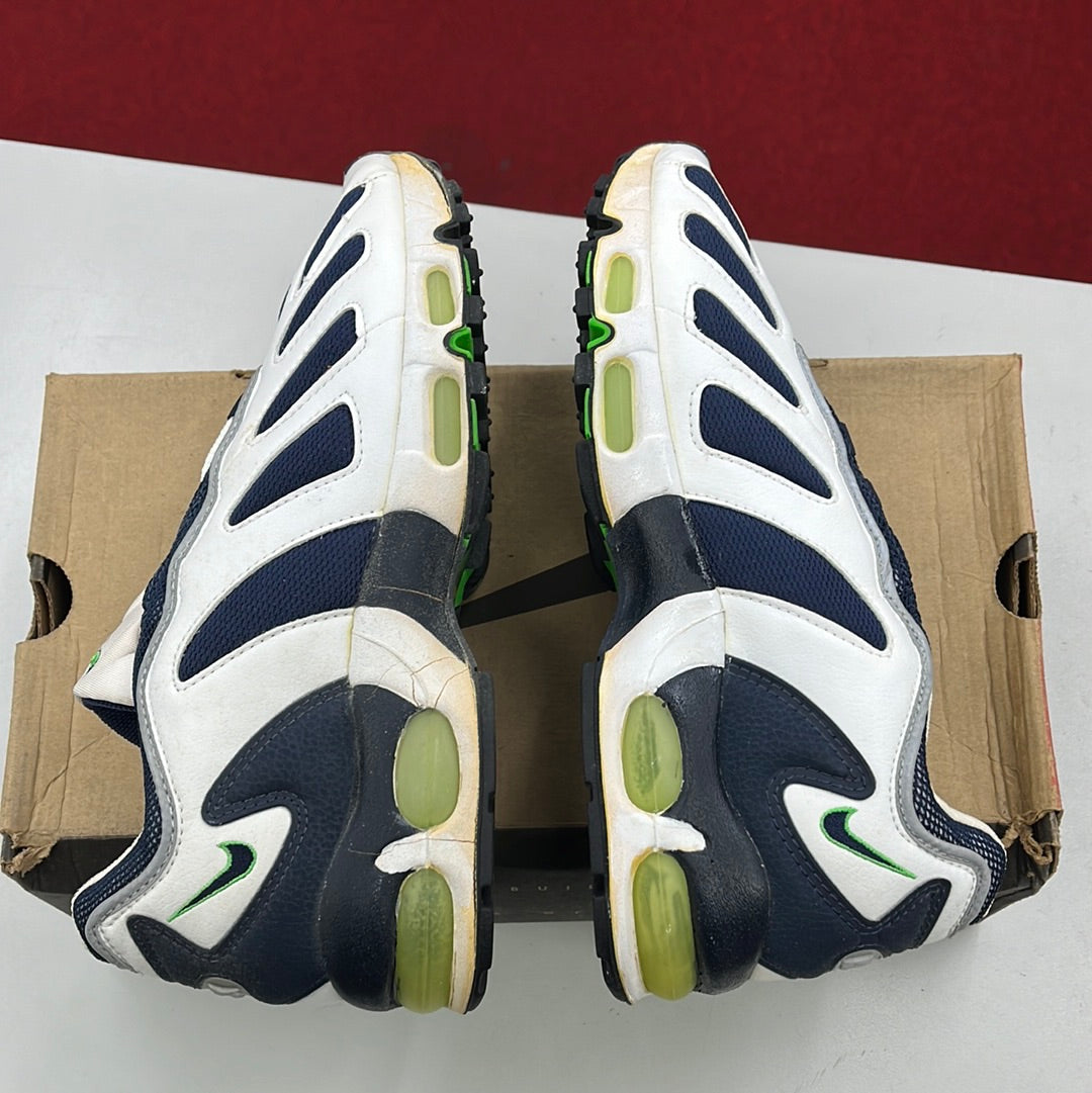 SZ 9.5 Men.      1996 Nike Air Max Scream Green.