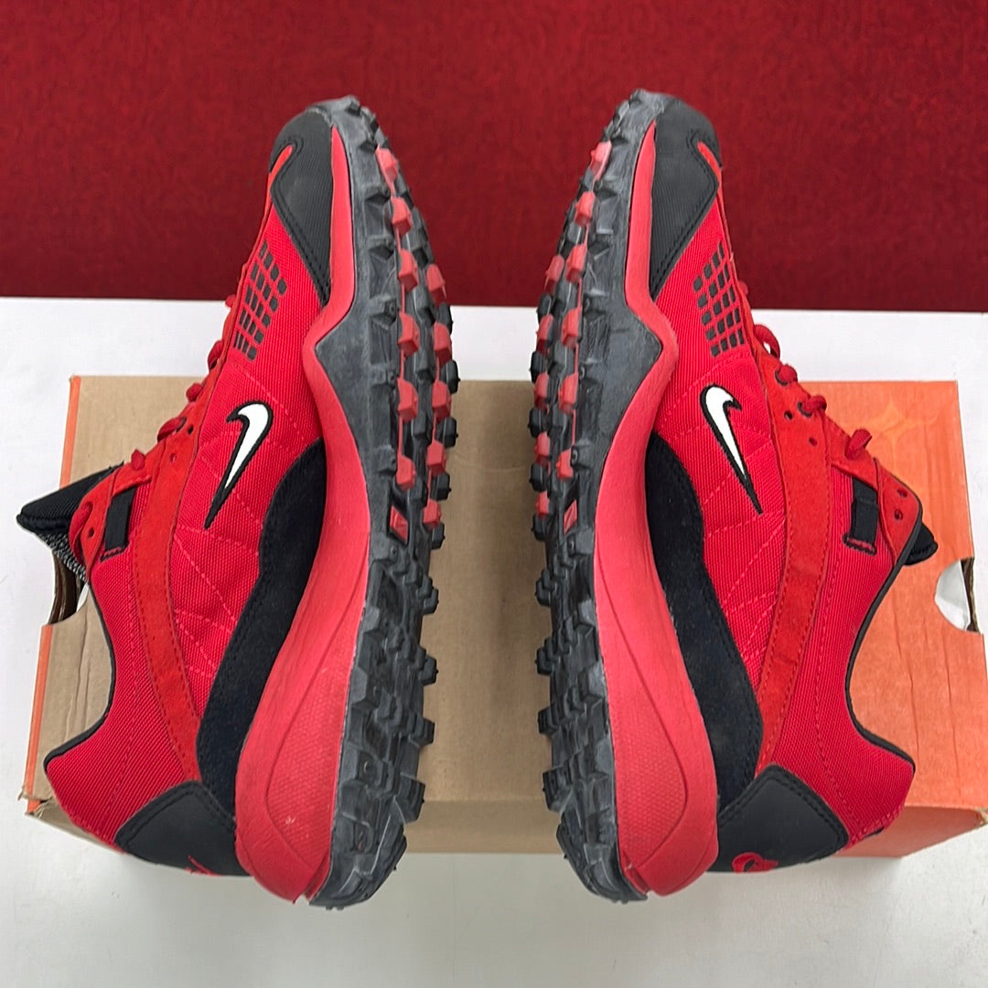 SZ 9 Men.     2002 Nike Air Tupu Red.