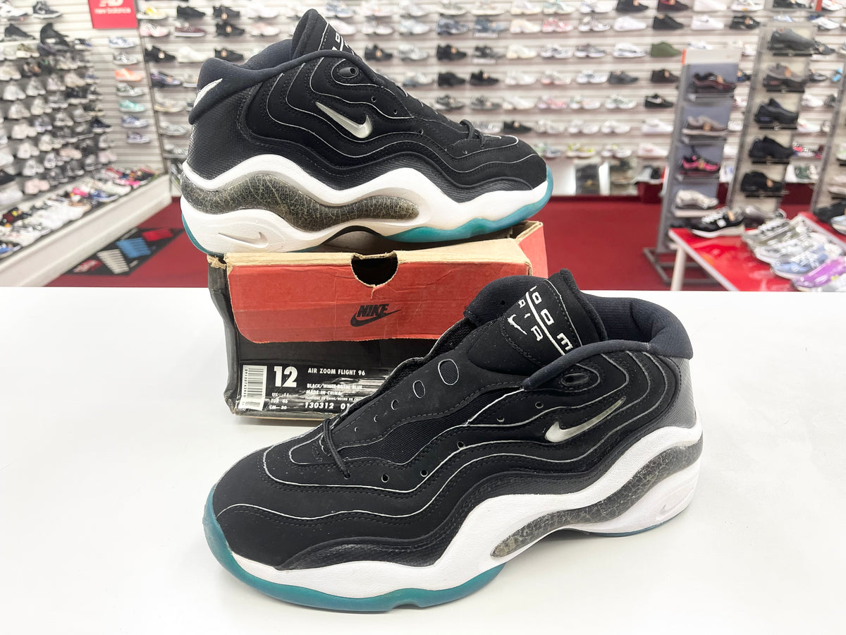 SZ 12 Men.     1996 Nike Air Zoom Flight 96.