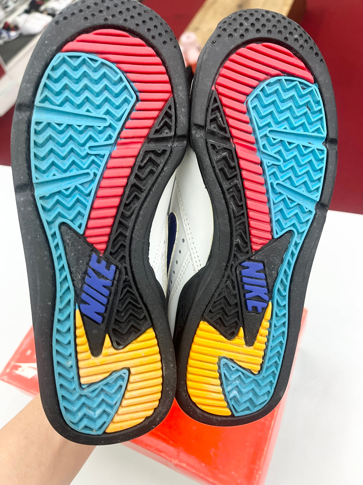 1992 Kids Nike Air Sonic Flight Mid.