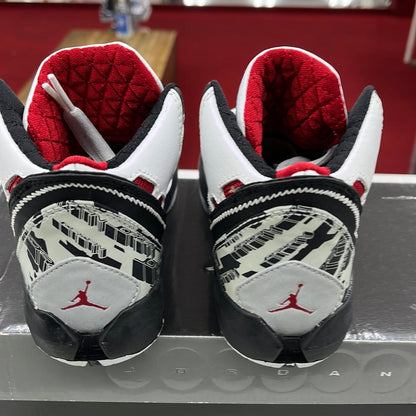 SZ 12.5C.     2006 Kids Jordan XXII OG.