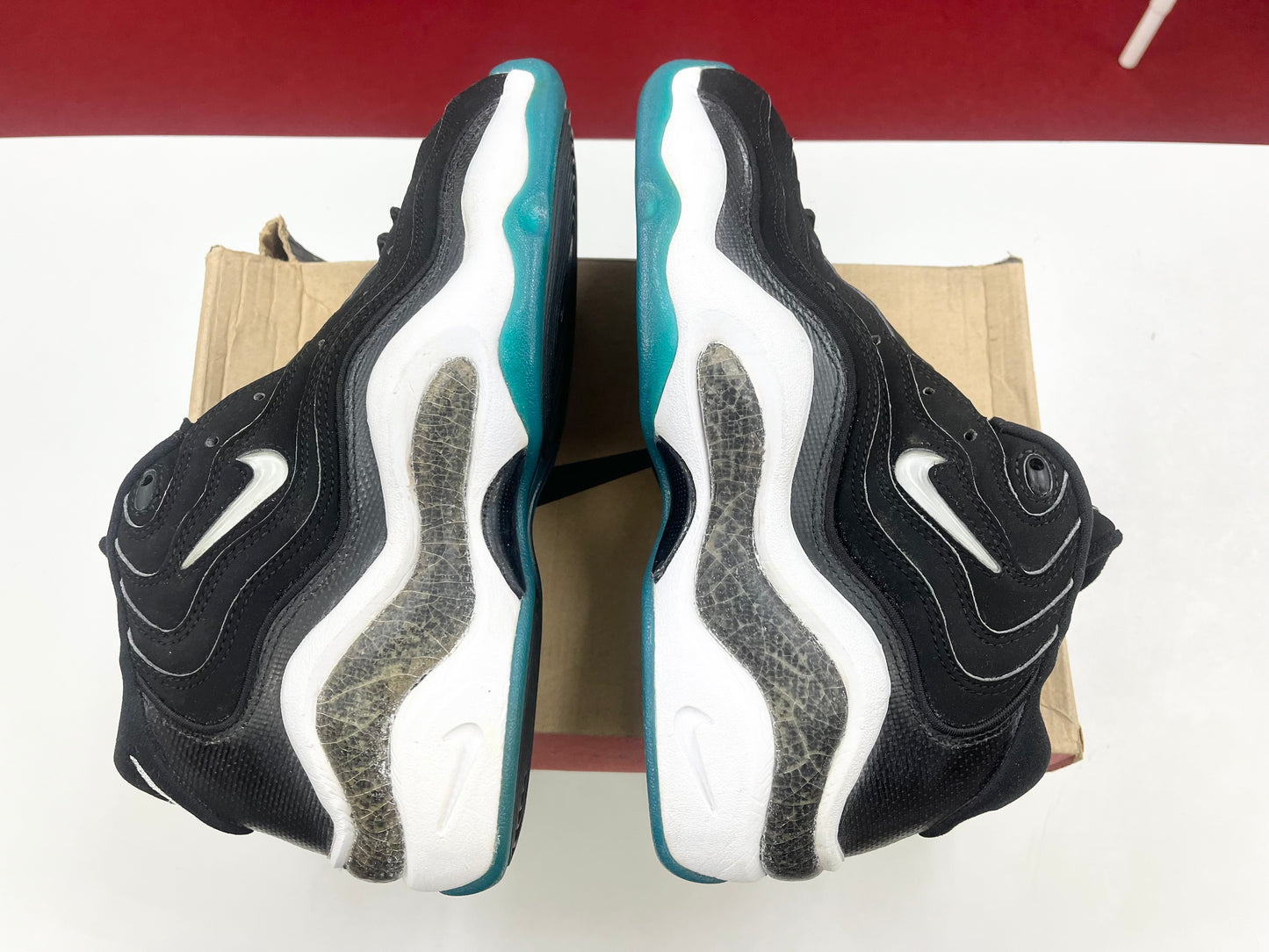 SZ 12 Men.     1996 Nike Air Zoom Flight 96.