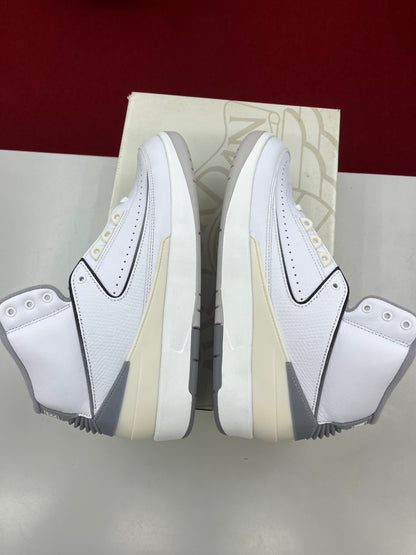 SZ 8.5 Men.      2023 Jordan 2 Retro white cement grey.