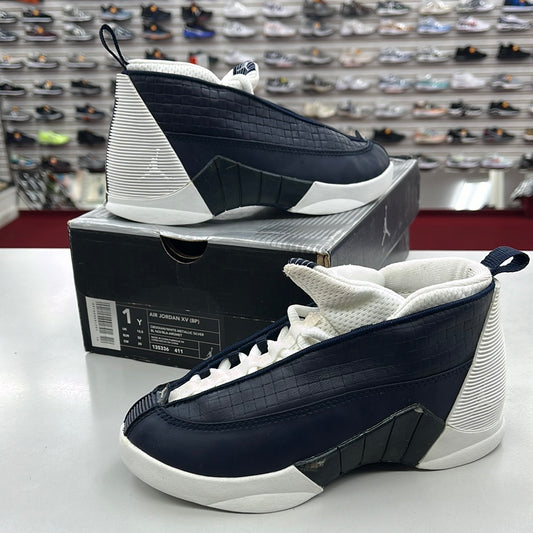 SZ 1Y.     2000 Kids Jordan XV Obsidian.