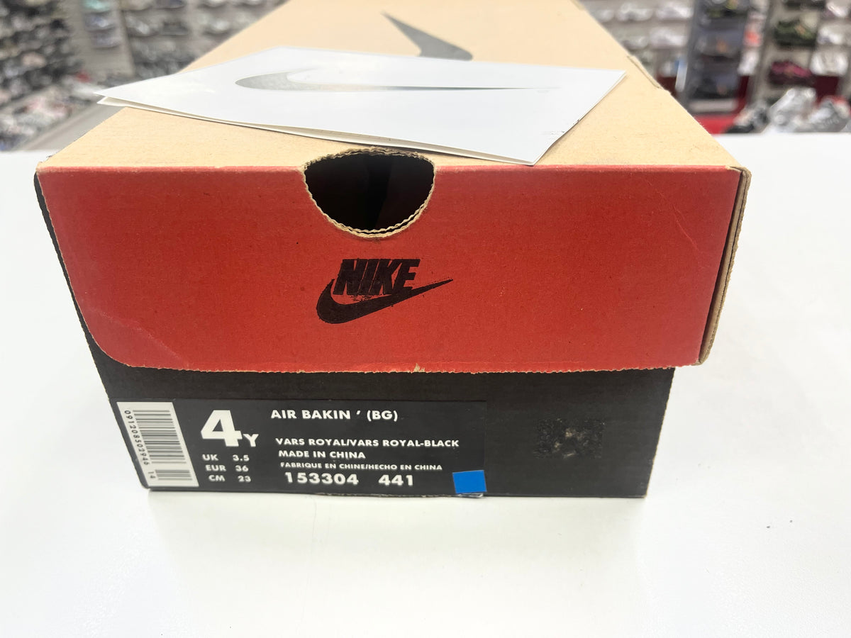 SZ 4Y.   1997 Kids Nike Air Bakin Royal.