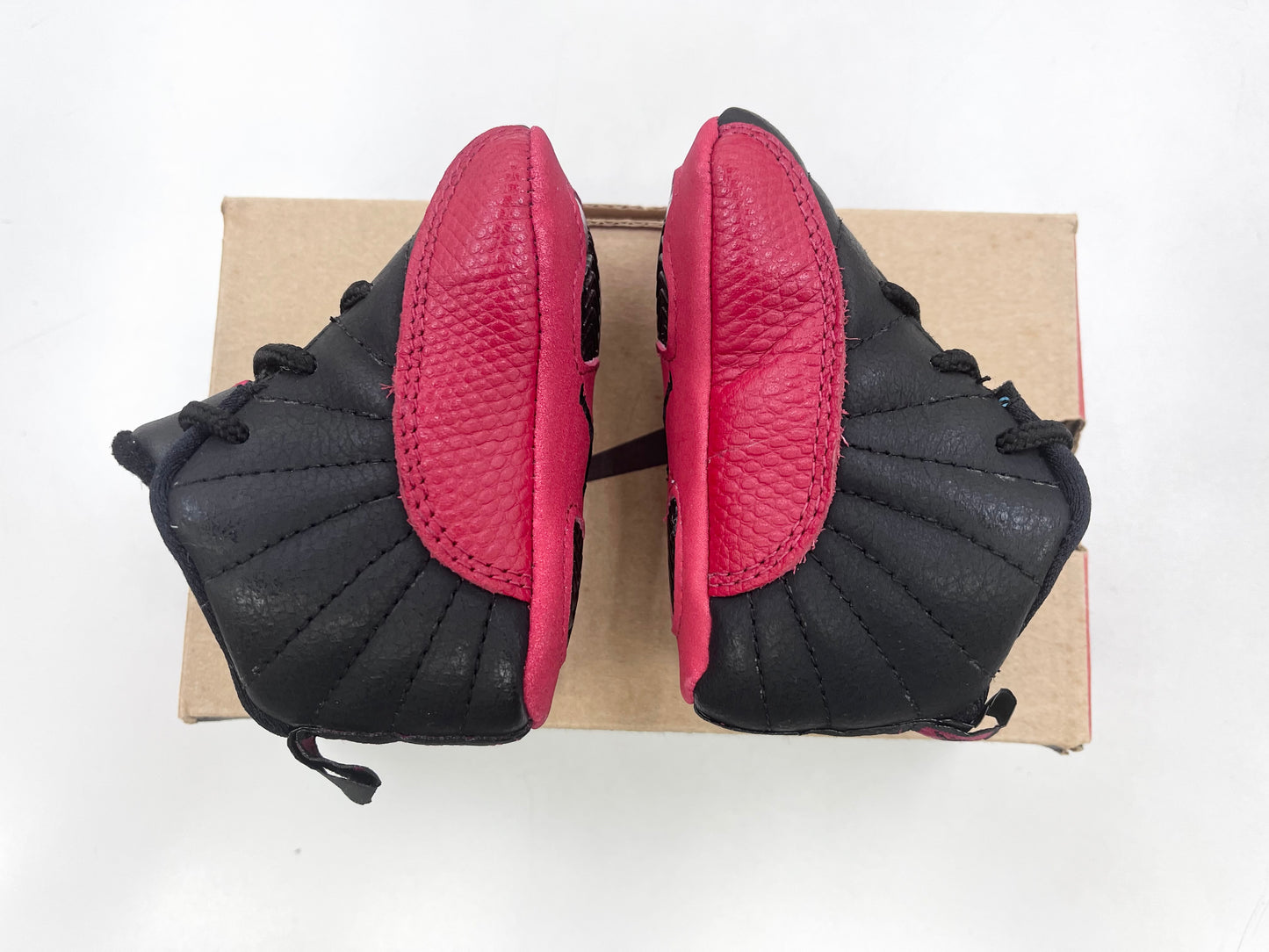 SZ 2C.    1996 Baby Jordan XII Black Red.