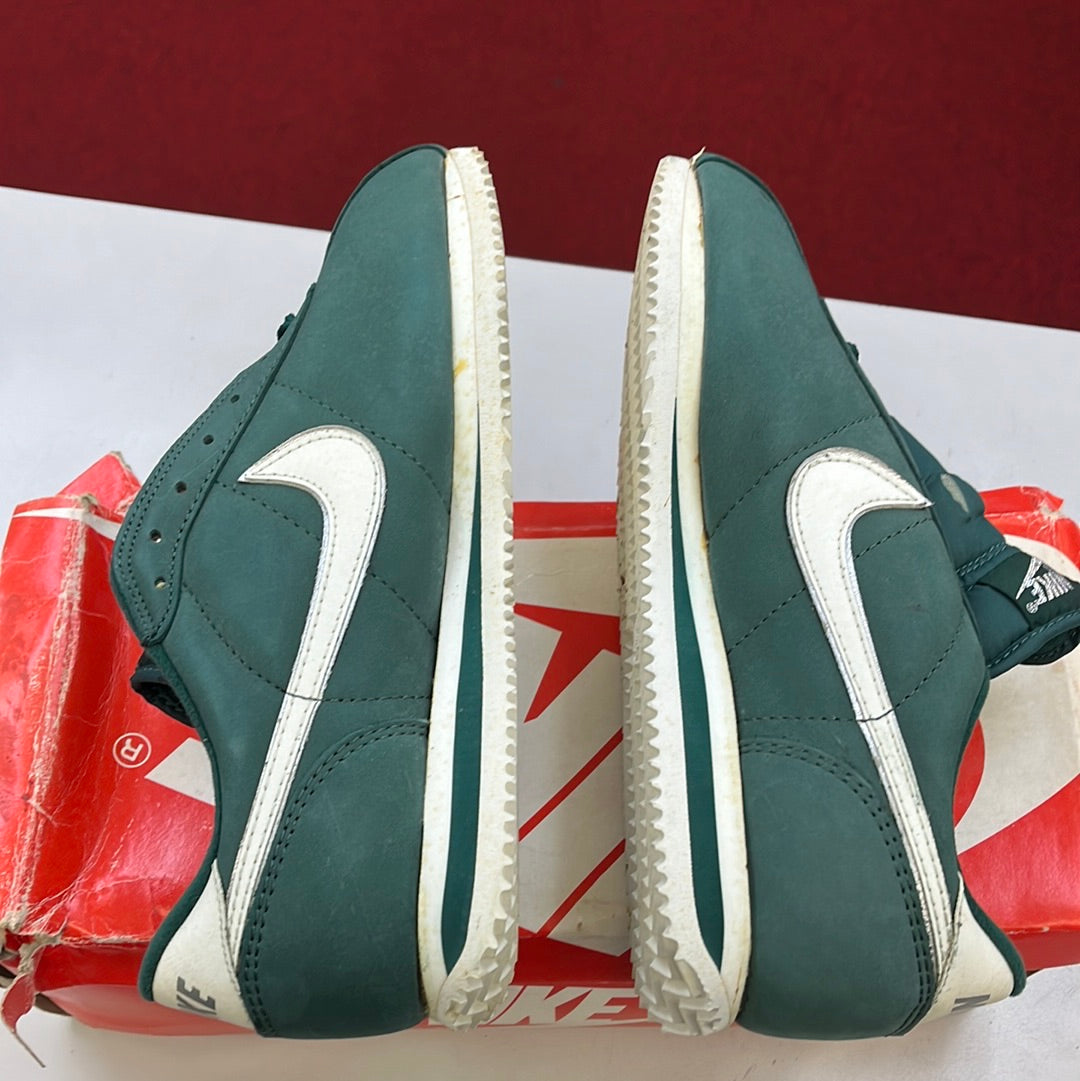 SZ 10.5 men.     1990 Nike Leather Cortez Money Green.