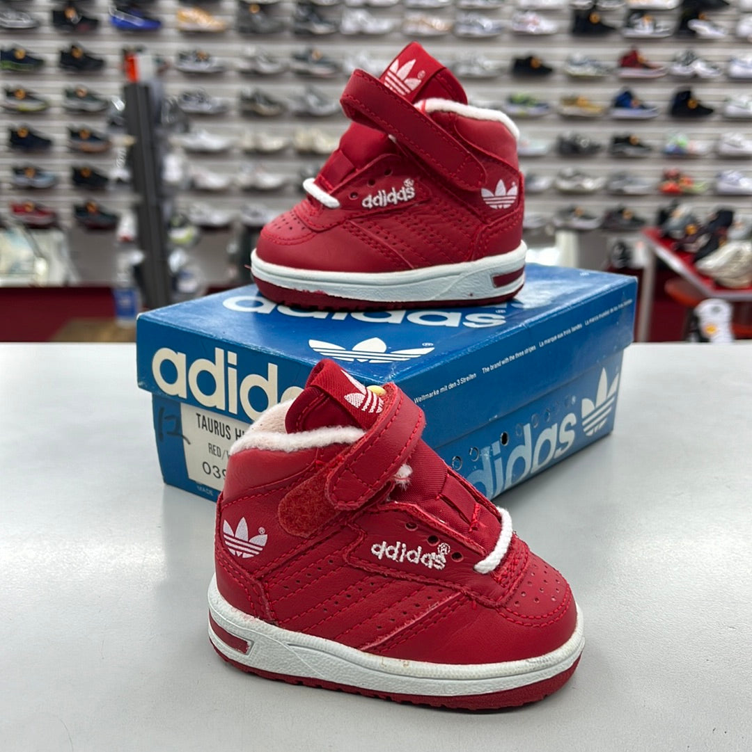 80’s Baby Adidas Taurus Hi Red.