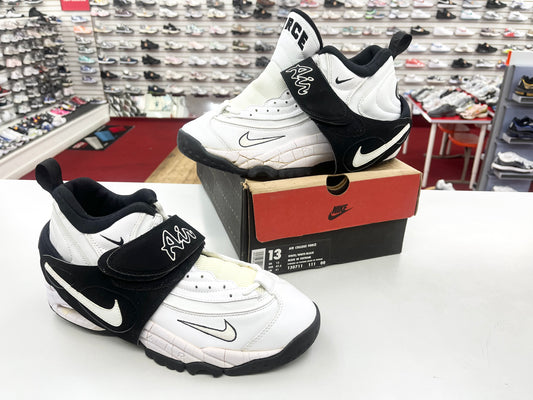 SZ 13 Men.    1996 Nike Air College Force.