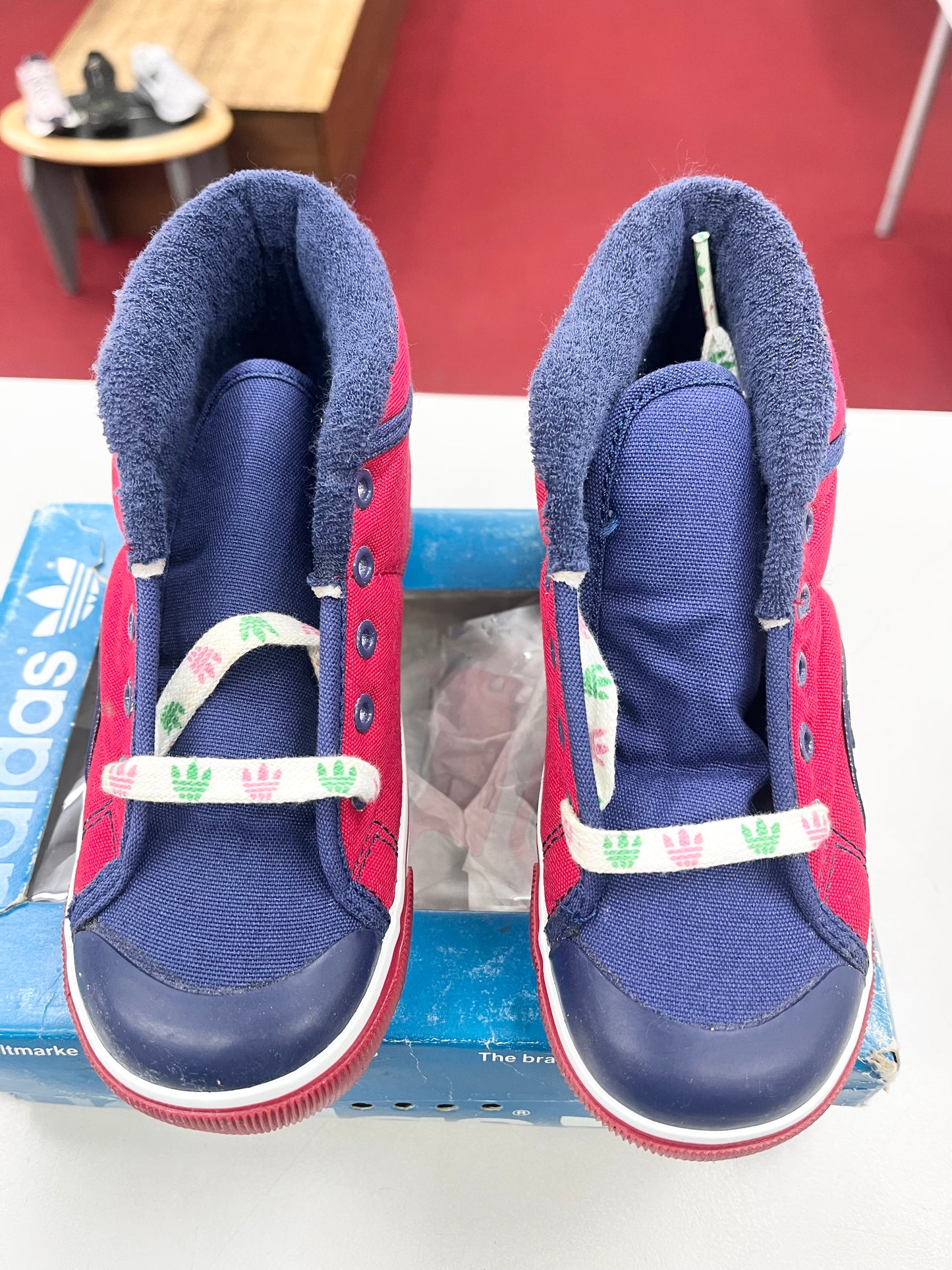 Baby Adidas Ortano Canvas Navy/Red.