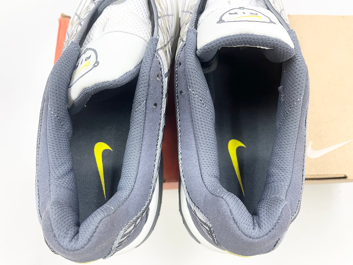 SZ. 10 Men.  1999 Nike Air Quest.