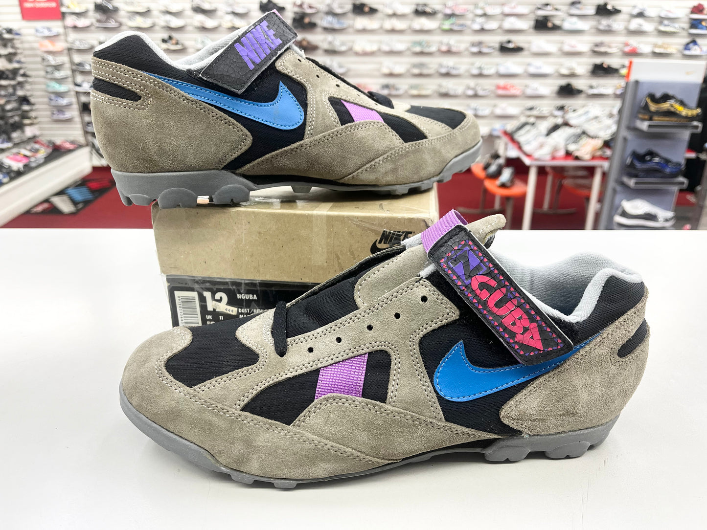 SZ 12 Nike Nguba ACG