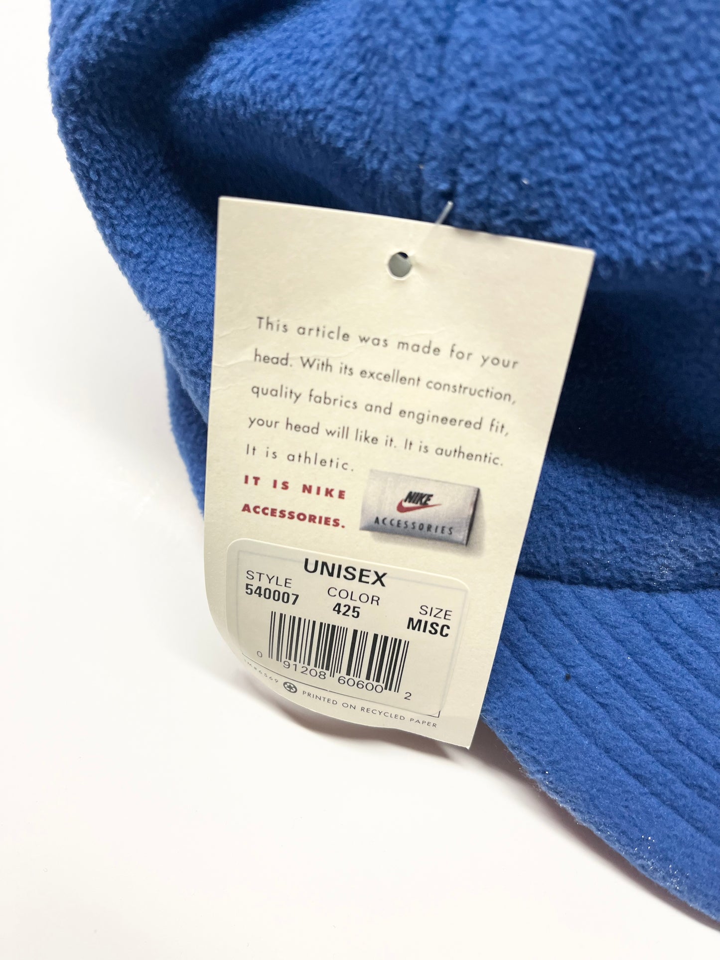 Vintage Nike Therma-Fit Fleece hat.