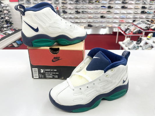 SZ 3.5Y.     1998 Kid Nike Garnett