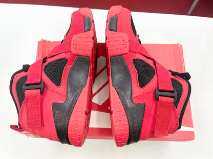 SZ 5.5Y.      2013 Kid Nike Air Raid GS Red.