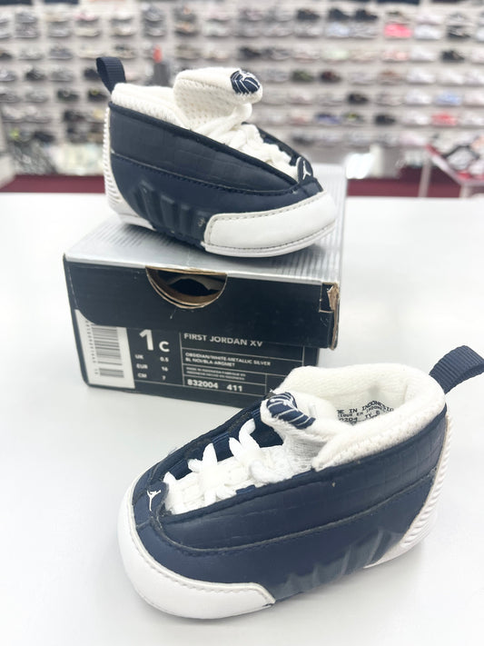 SZ 1C.     2000 Baby Jordan XV Obsidian.