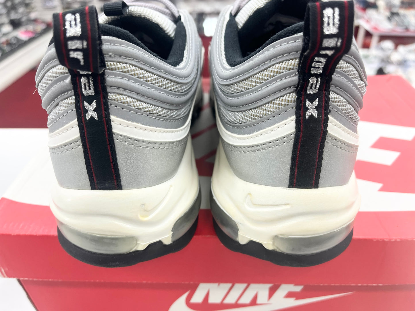 SZ 12 Men.      2017 Nike Air Max 97 Silver Bullets.