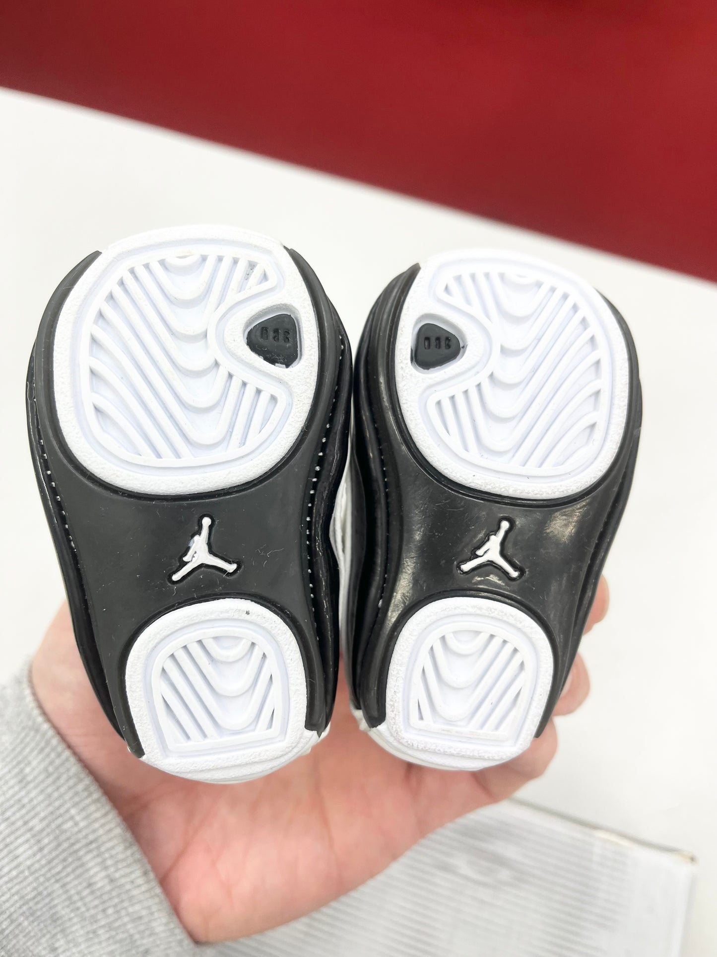 SZ 0C. Baby 2003 Jordan 18.5 White.