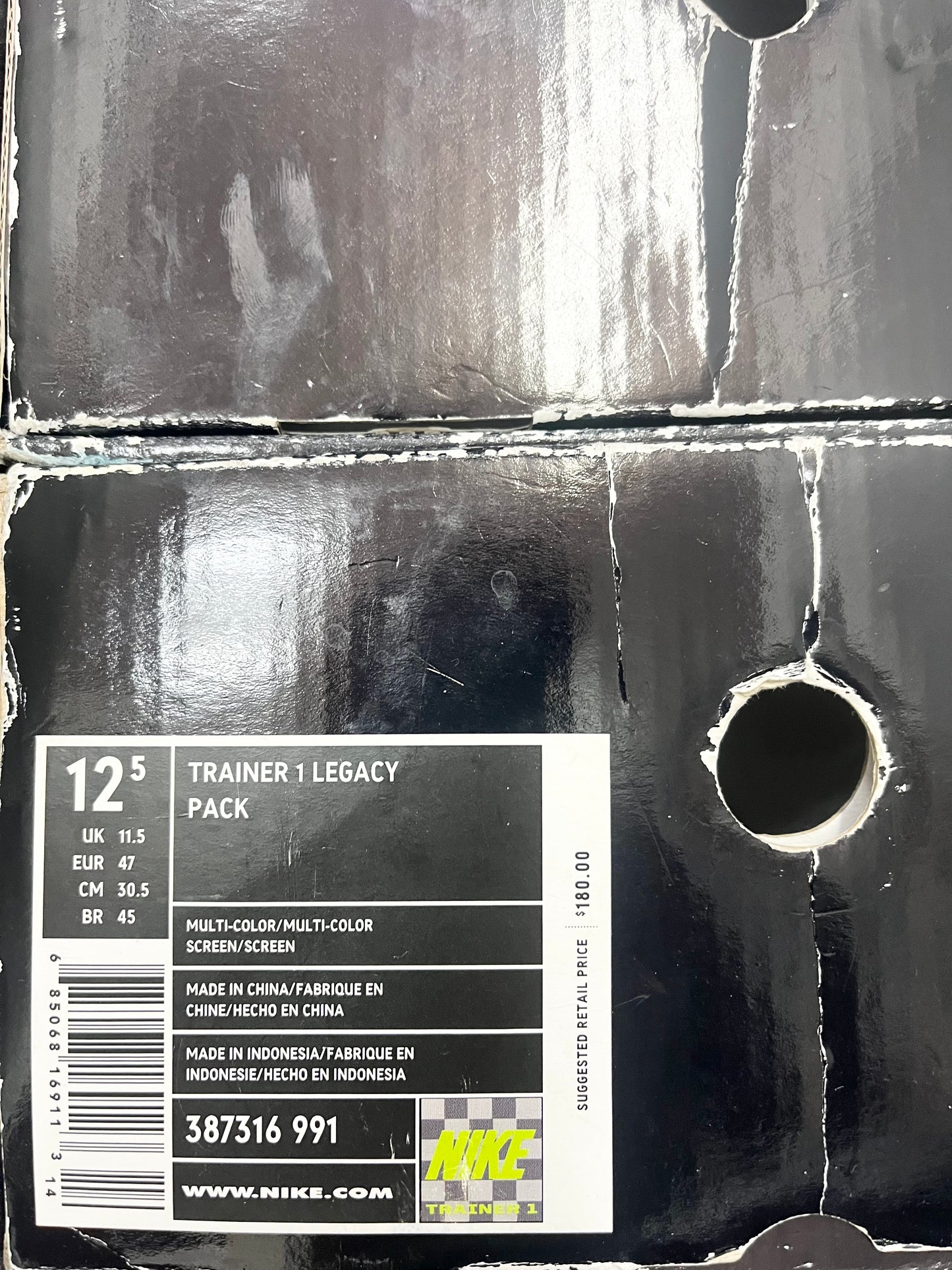 SZ 12.5 Men.     2009 Nike Trainer 1 Legacy Pack.