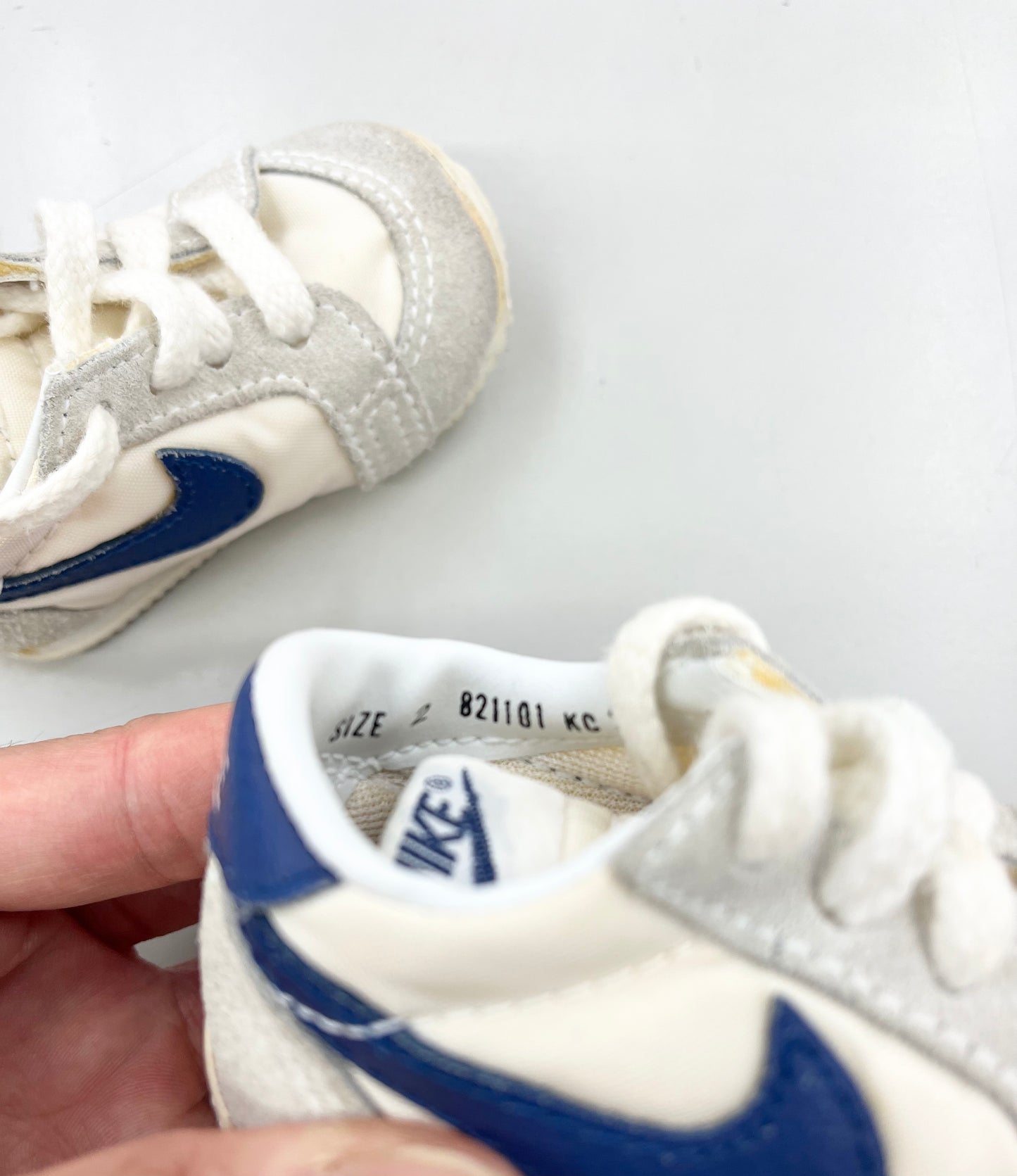 SZ 2C.     1982 Baby Nike Tyro.