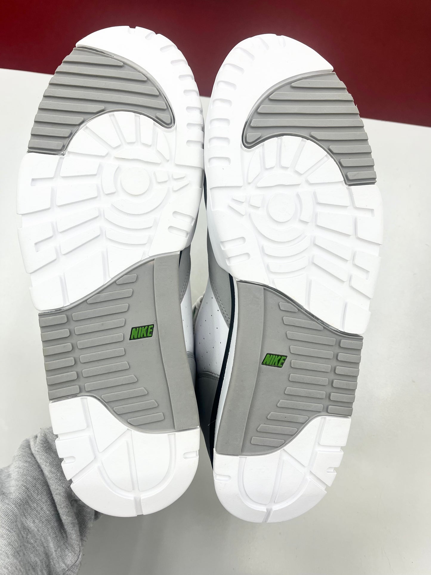 SZ 12.5 Men.     2009 Nike Trainer 1 Legacy Pack.