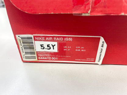 SZ 5.5Y.      2013 Kid Nike Air Raid GS Red.