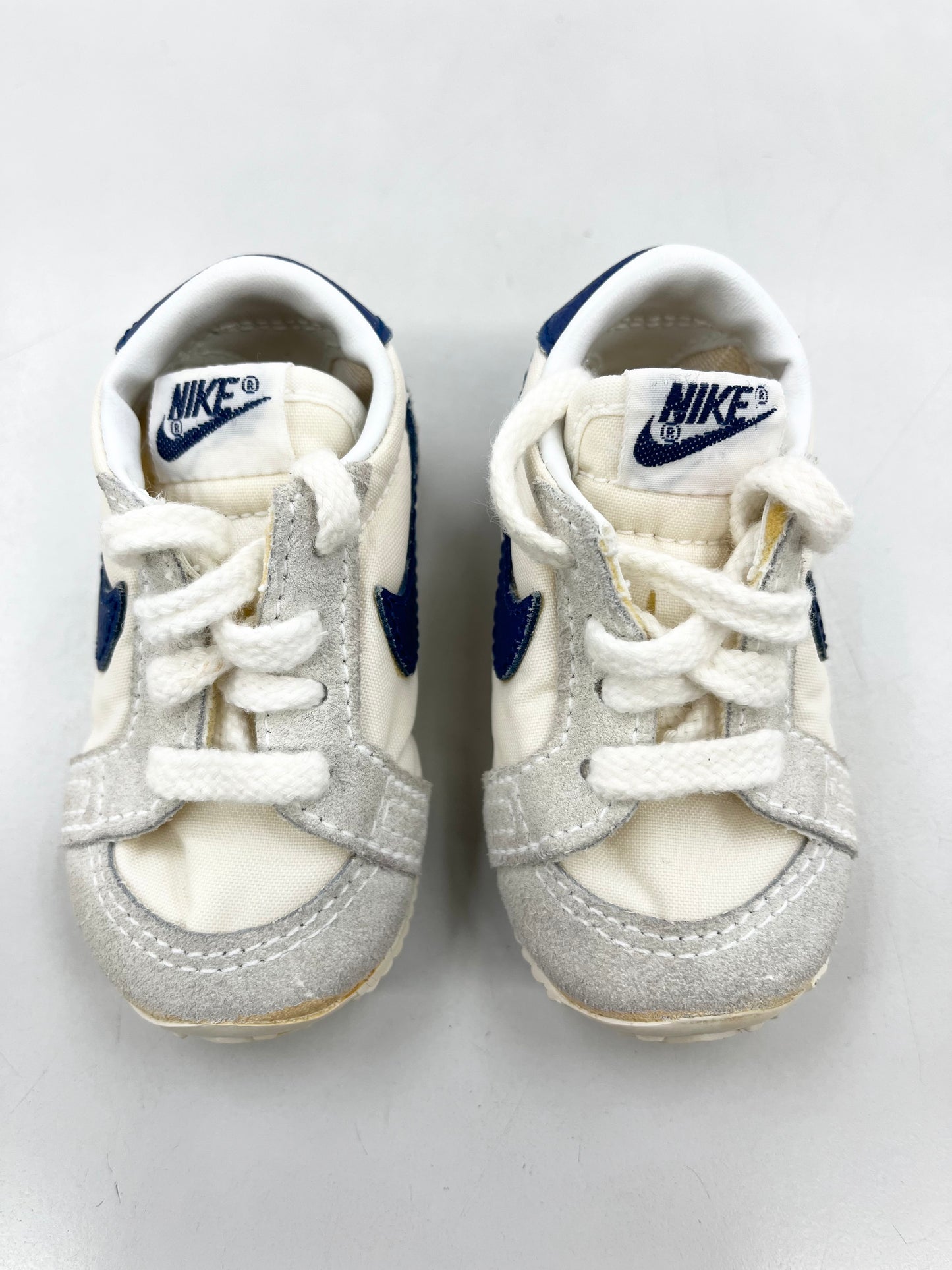 SZ 2C.     1982 Baby Nike Tyro.