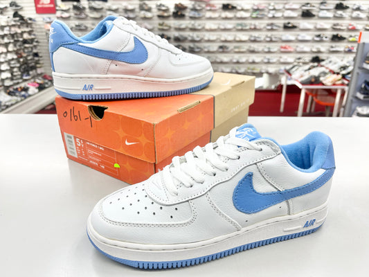 SZ 5.5Y      1999 Nike Air Force 1 BG Columbia Blue.