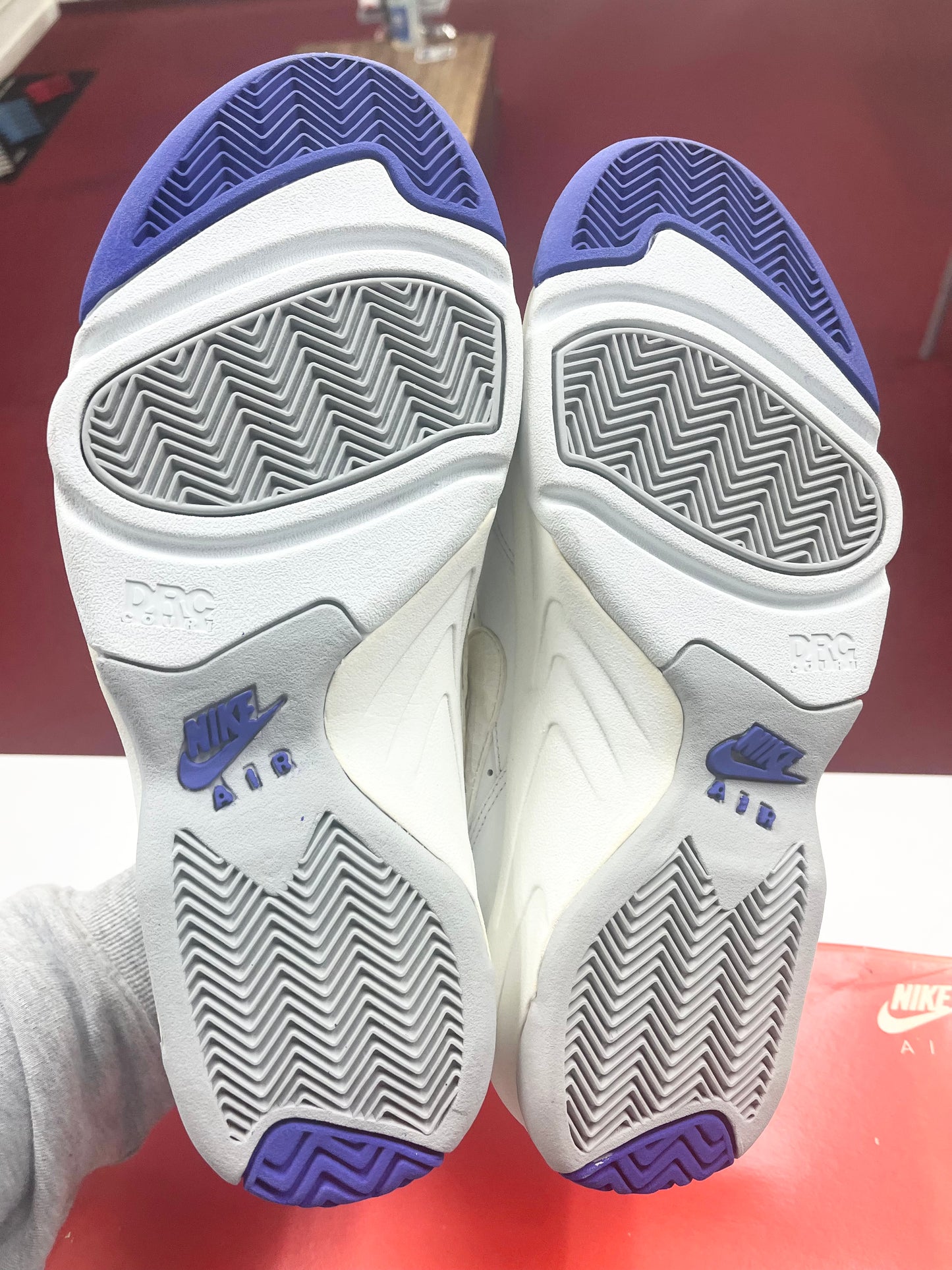 SZ 10 Men.    1993 Nike Air Ace