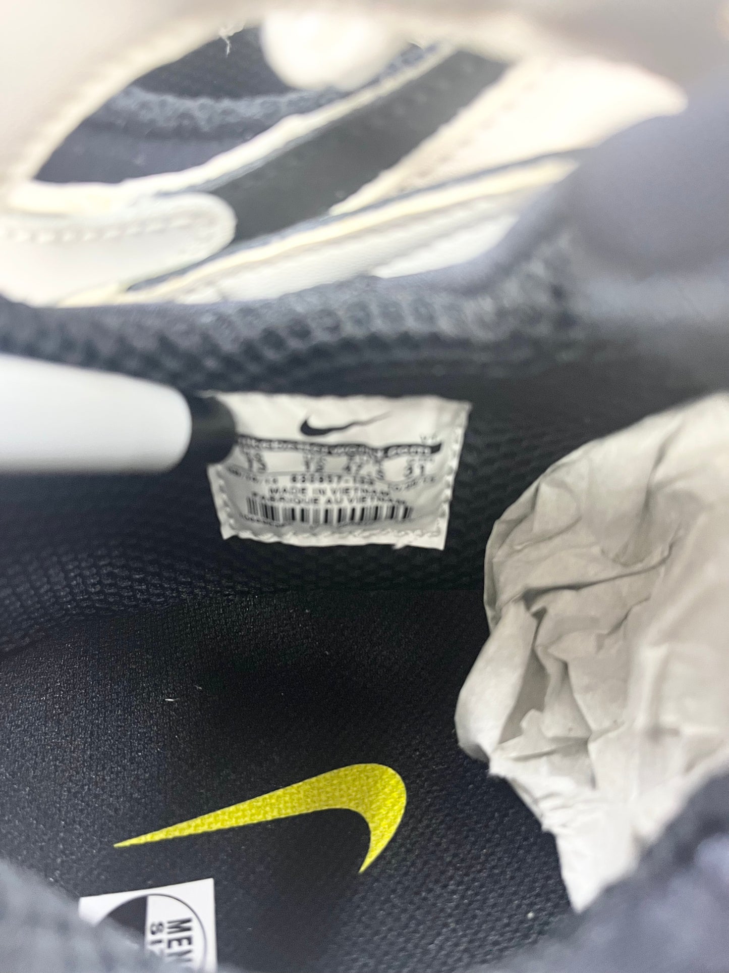 SZ 13 Men.    2013 Nike Air Tech Challenge Huarache.