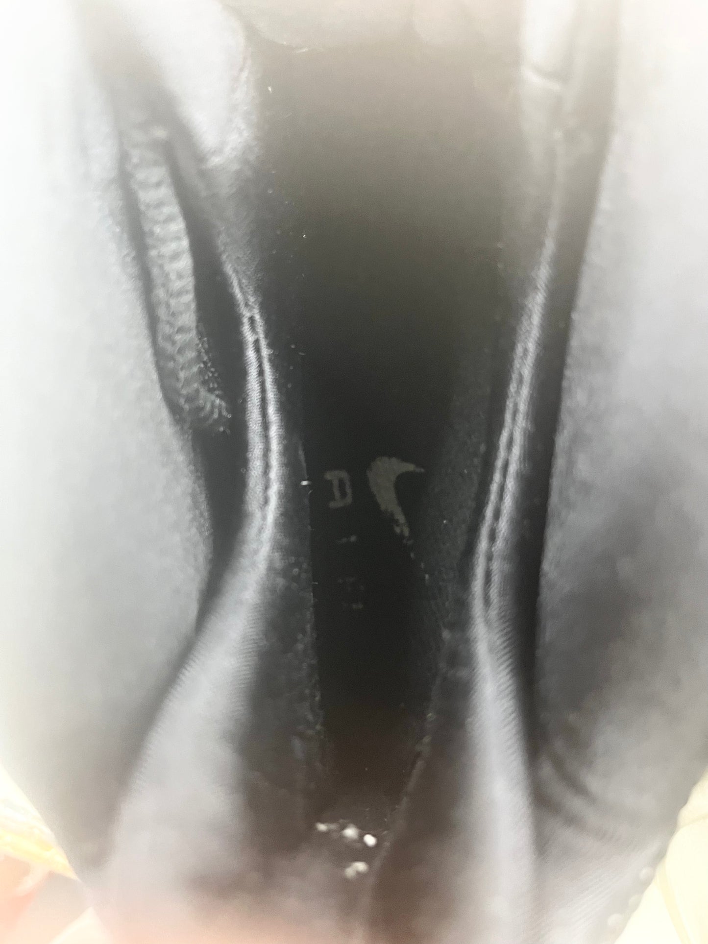 SZ 12 Men.    1998 Nike Total Air Foamposite Max Tim Duncan.