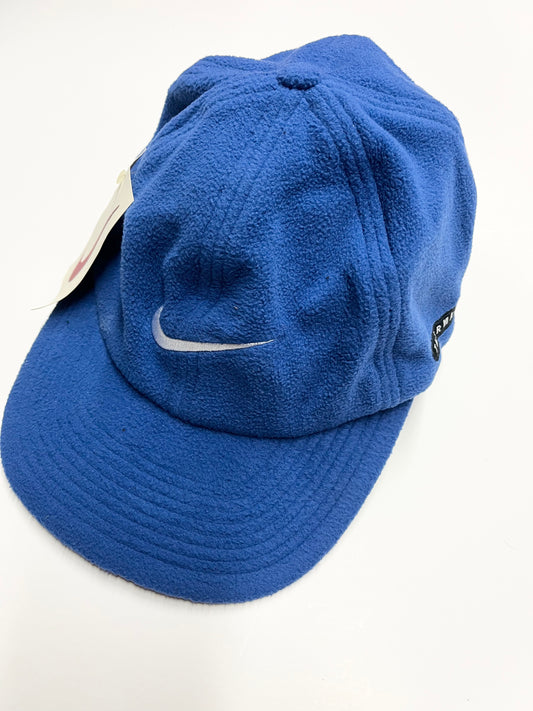 Vintage Nike Therma-Fit Fleece hat.