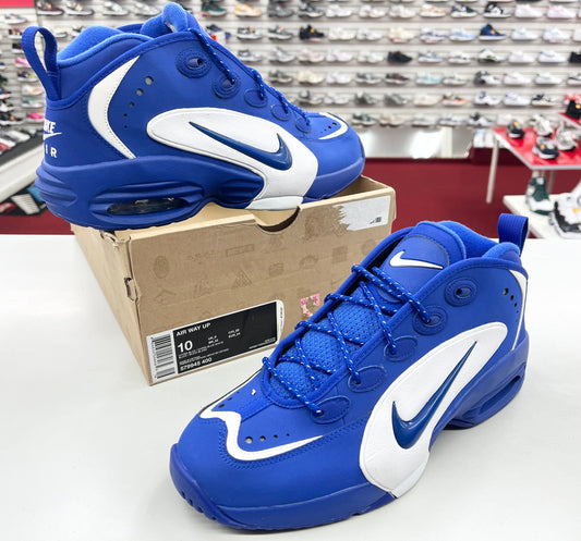 SZ 10 Men.      2012 Nike Air Way Up hyper Blue.