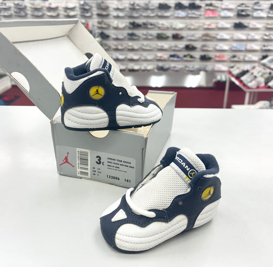 SZ 3C.       1997 Baby Jordan Team White Navy Maize.
