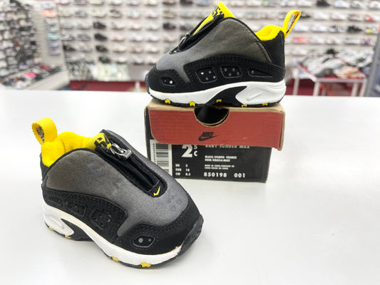SZ 2.5C.      1999 Baby Nike Sunder Max Maize.