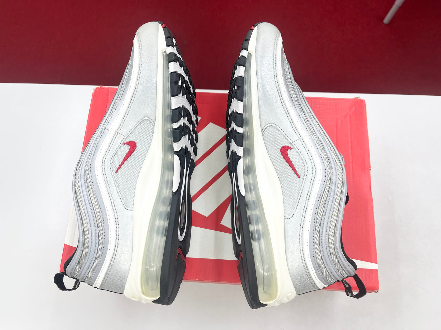 SZ 12 Men.      2017 Nike Air Max 97 Silver Bullets.