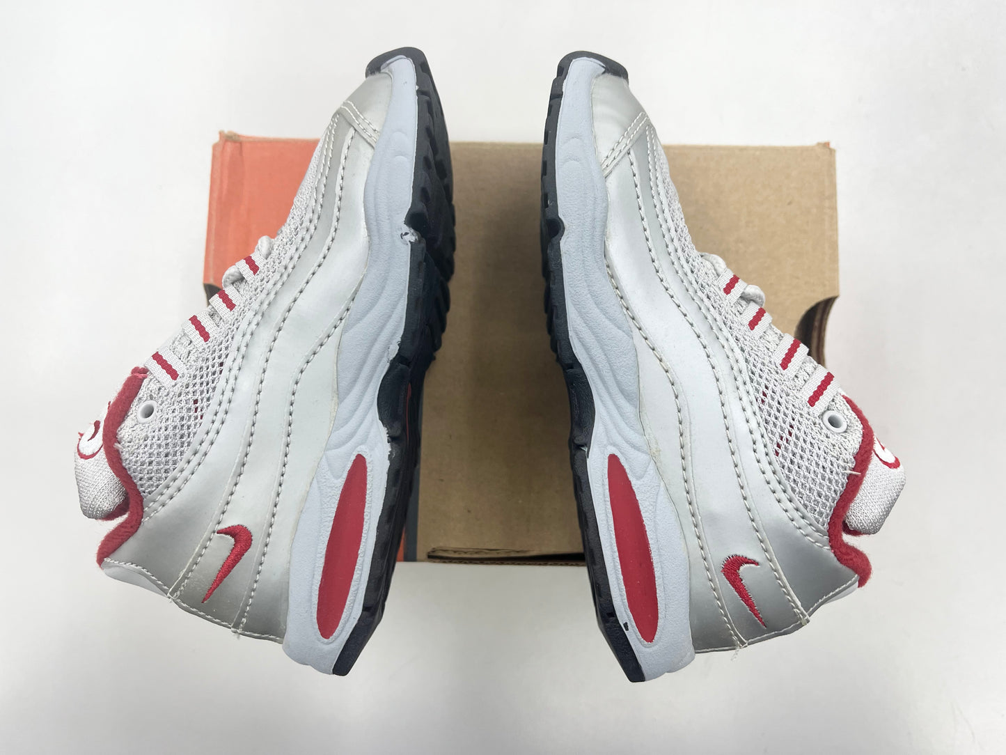 SZ 8C.      2001 Baby Nike air max 95 Varsity Red Silver.