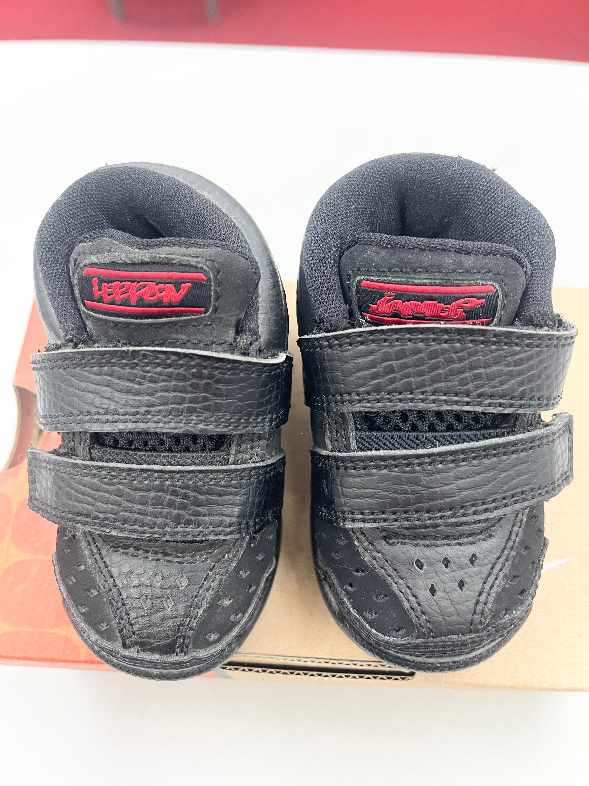 2005 Baby Nike LeBron 20-5-5
