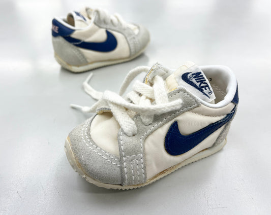 SZ 2C.     1982 Baby Nike Tyro.