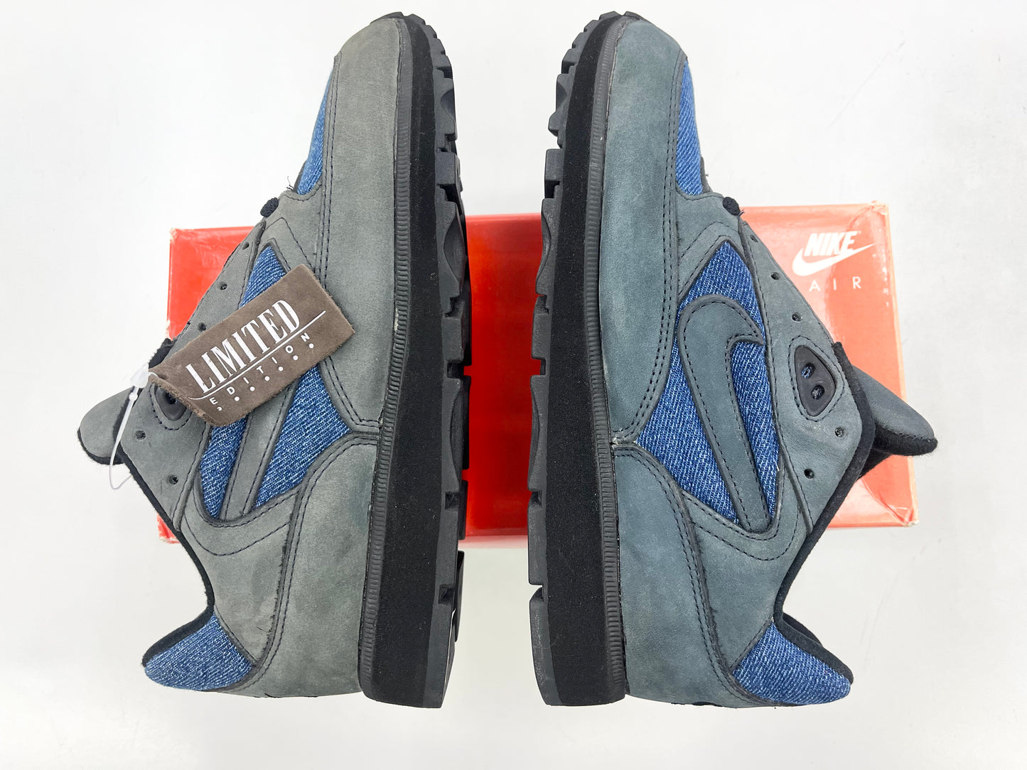 SZ 7 Men.   1992 Nike Air Attitude Denim.