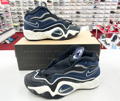 SZ 9 Men.      1996 Nike Air Flight Turbulence Navy.